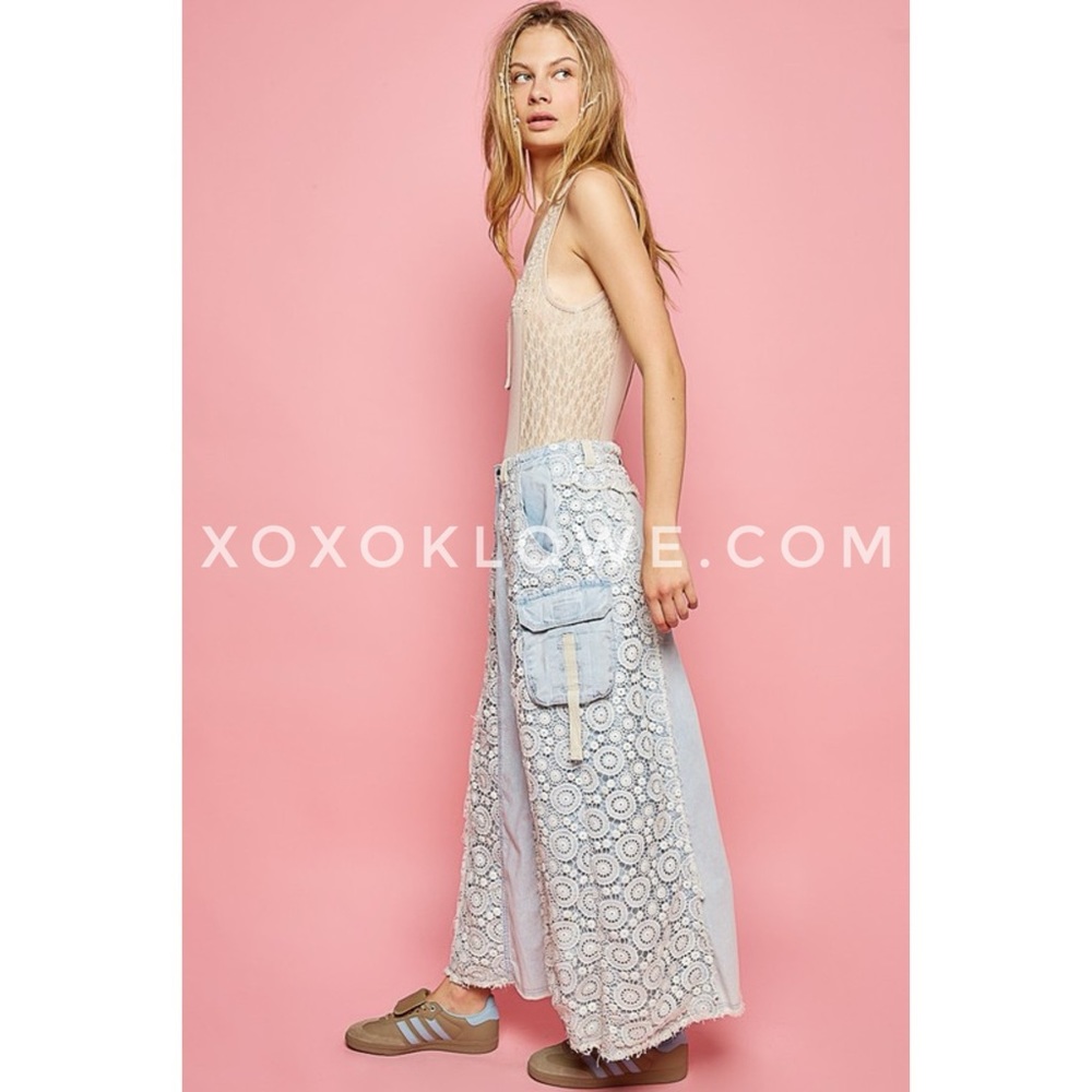 POL Vintage Washed Crochet Lace Paneled Denim Cargo Maxi Skirt - Picture 9 of 12